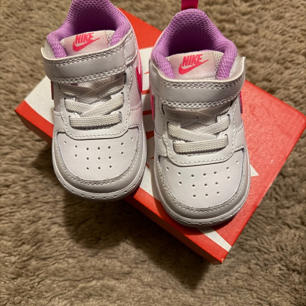 Nike Kids Sneakers White and Purple